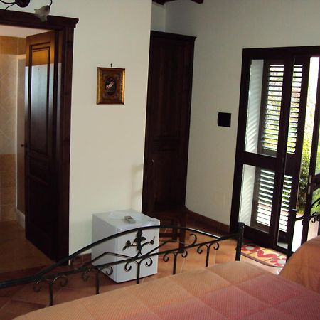 Agriturismo Il Pozzo Antico Маскали Экстерьер фото