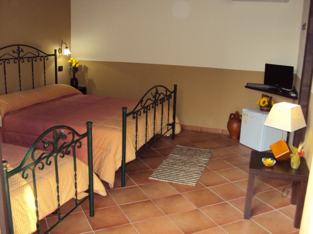 Agriturismo Il Pozzo Antico Маскали Экстерьер фото